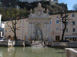 Austria - Salzburg - Cathedral square-004